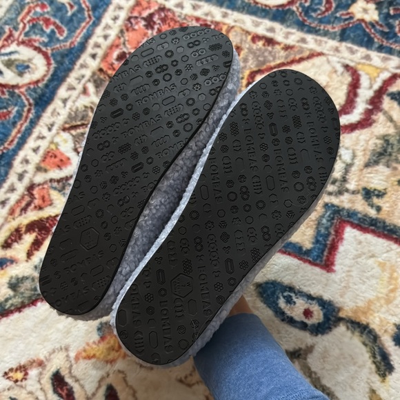 NEW Bombas Sunday Slippers, Women’s size 7, baby blue, light blue - Picture 3 of 4